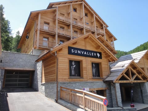 Chalet. Les Fermes de Vars Apartment in Piedmont