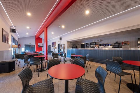 Property building, Living room, Lounge or bar, Lounge or bar