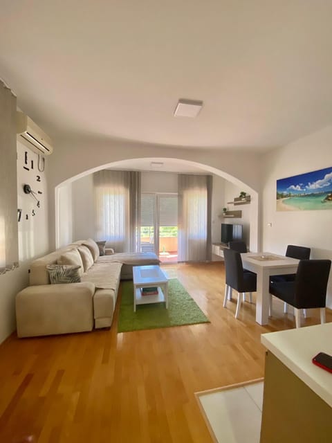 Jovana -- porodicni apartmani Igalo Apartment in Dubrovnik-Neretva County