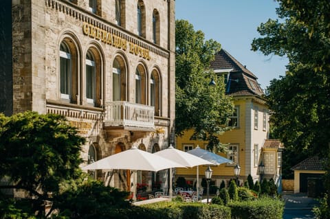 Property building, Balcony/Terrace