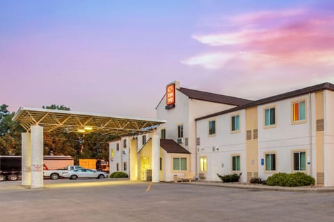 Property building, On site