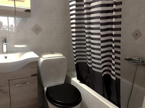 Sofia City Beach 3 Apts Nea Chora Chania steps from the beach Apartment in Chania