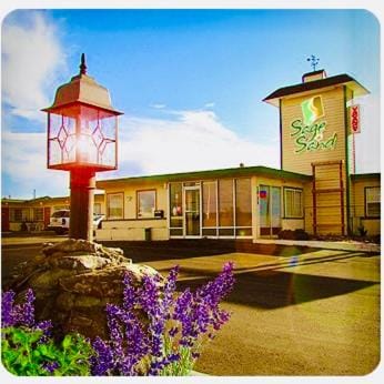 Property building, Coffee/tea facilities, Lobby or reception