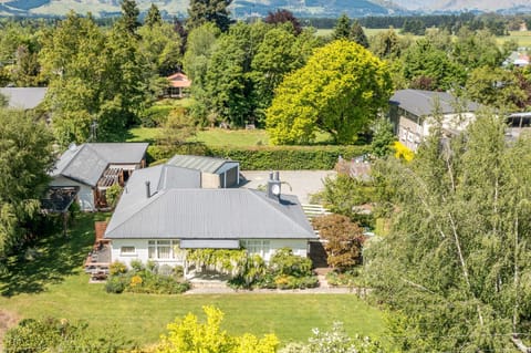 Property building, Spring, Bird's eye view, Garden, Garden view