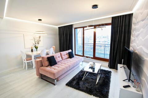 Living room, Living room, Seating area, Seating area