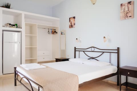 Finikas Apartments Apartment hotel in Plakias