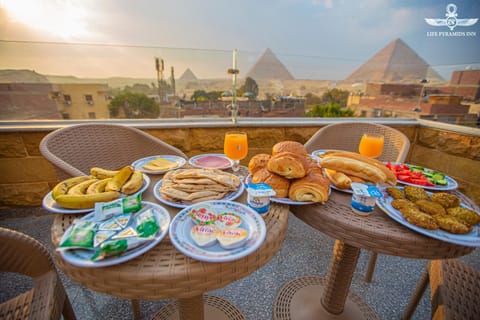 Breakfast, Continental breakfast