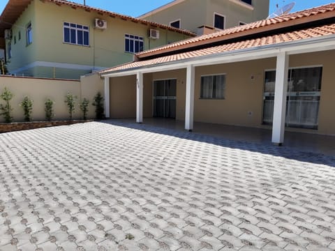 Patio, Facade/entrance