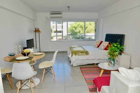 Day, Photo of the whole room, Decorative detail, Dining area, Bedroom, On site, Sunrise, Sunset, bunk bed