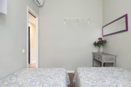 Camp Nou , Fira Barcelona Apartment Apartment in L'Hospitalet de Llobregat