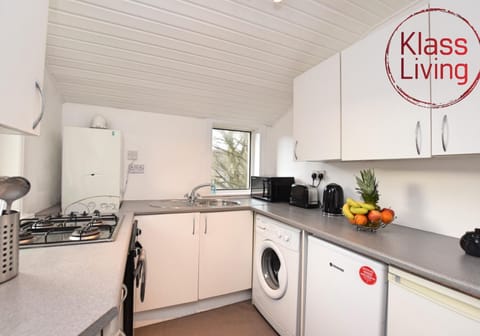 Coffee/tea facilities, Kitchen or kitchenette, Guests, group of guests, Family