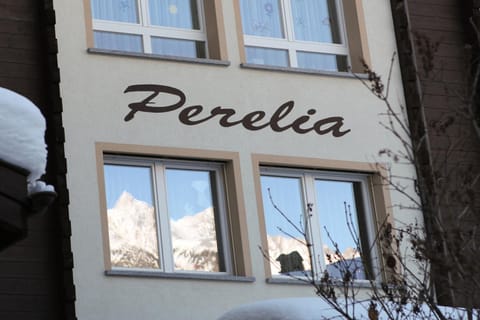 Facade/entrance, Property logo or sign