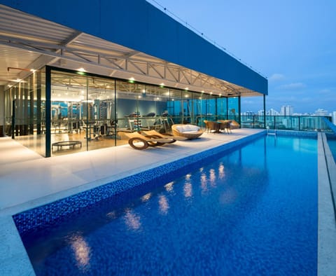 Swimming pool