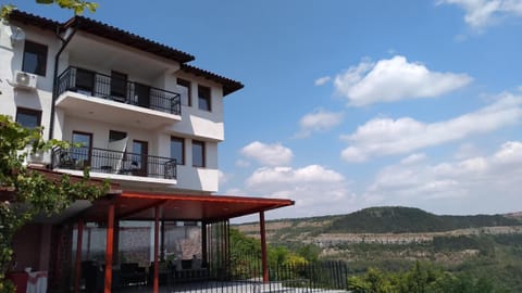 Guest House Harmony Bed and Breakfast in Veliko Tarnovo