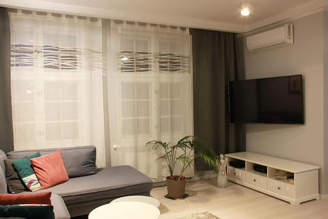 Sopot, BIG APARTMENT FOR 6!!! Air condition, jacuzzi Apartment in Sopot