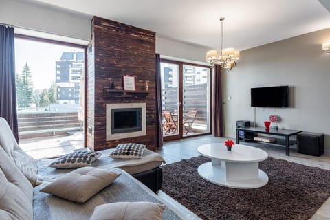 Living room, Lounge or bar