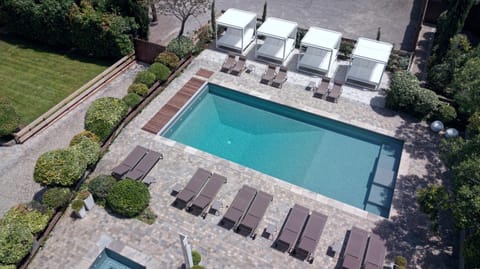 Garden, Swimming pool
