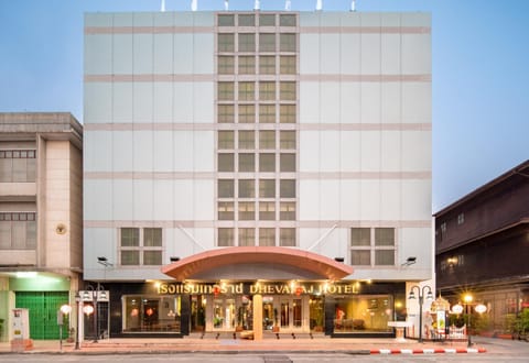 Property building, Street view