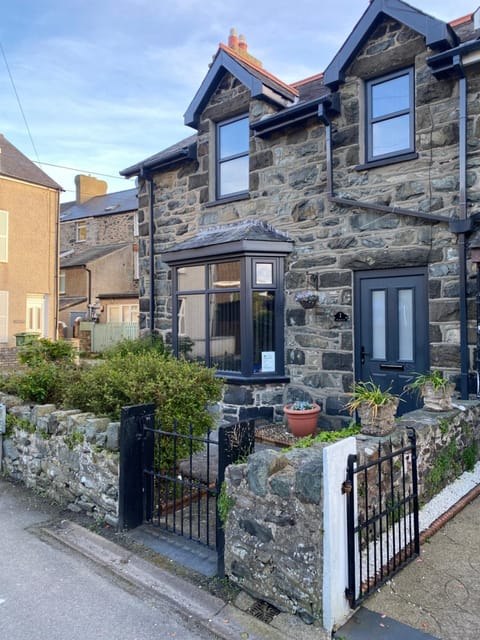 Heulwen House in Barmouth