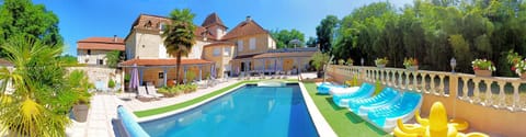 Property building, Swimming pool