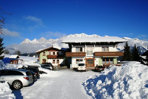 Wellness-Pension Jagahütt'n Bed and Breakfast in Schladming
