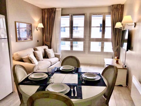 LA SUITE ENCHANTÉE Disneyland Paris Apartment hotel in Chessy