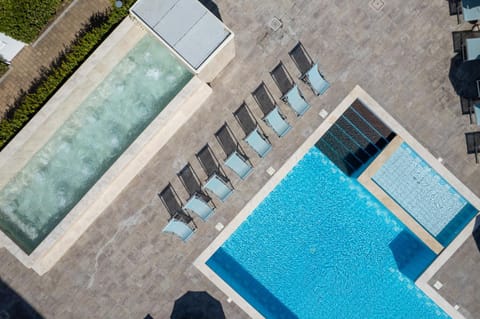 Pool view, Swimming pool