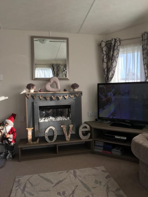 Kingfisher court Campground/ 
RV Resort in Tattershall