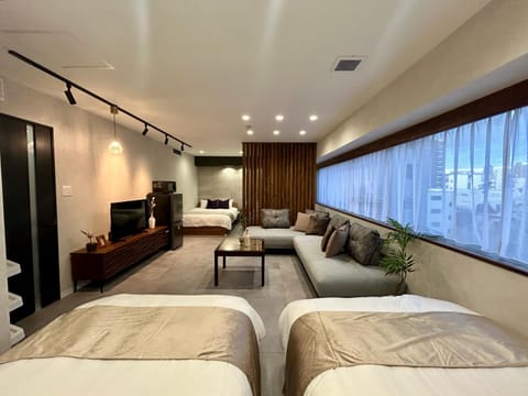 Bed, Living room