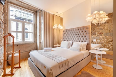 Bedroom, City view, Landmark view