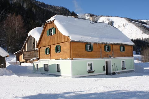 Property building, Winter
