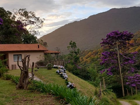 Rancho Pedra do Picú House in State of Rio de Janeiro
