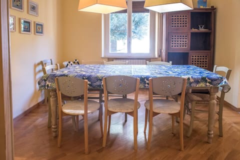 S034 - Sirolo, quadrilocale in centro arredato con gusto Apartment in Sirolo