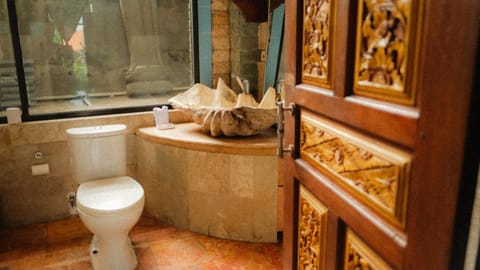 Uluwatu Mansion Villas Campground/ 
RV Resort in Bali