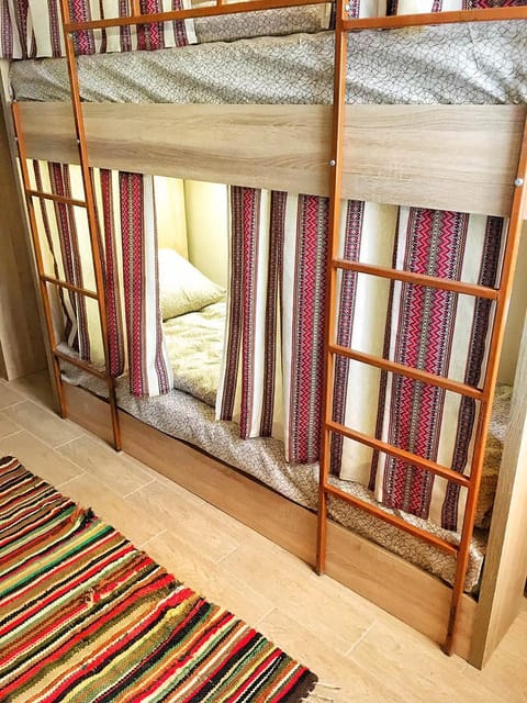 bunk bed