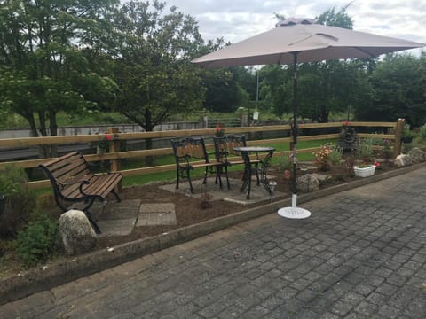 Patio, Internal: Not applicable to any particular room