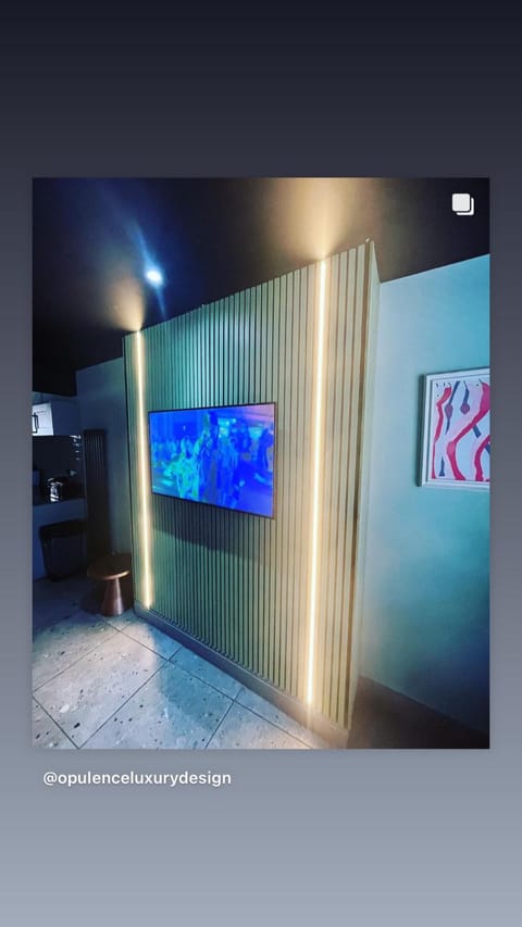 La Jungle Du Swan Apartment in Manchester