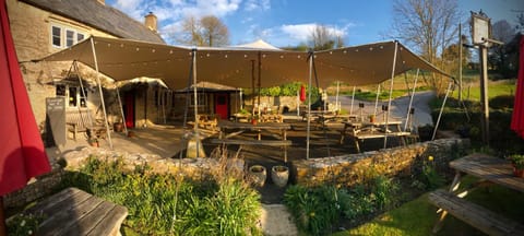 The Crown Inn Inn in Stroud District