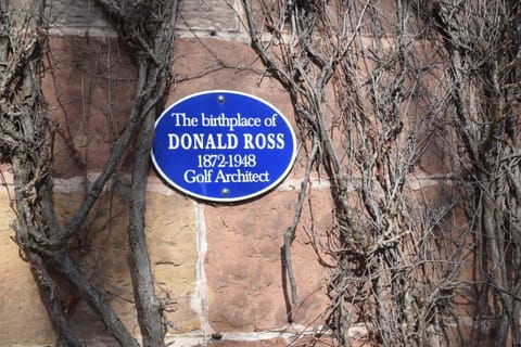 Facade/entrance, Property logo or sign, Street view