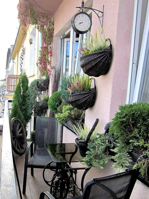 Balcony/Terrace, City view, Street view
