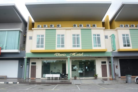 Property building, Facade/entrance, Property logo or sign