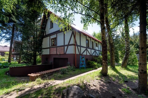 Property building, Facade/entrance, Garden