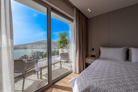 Bed, Sea view