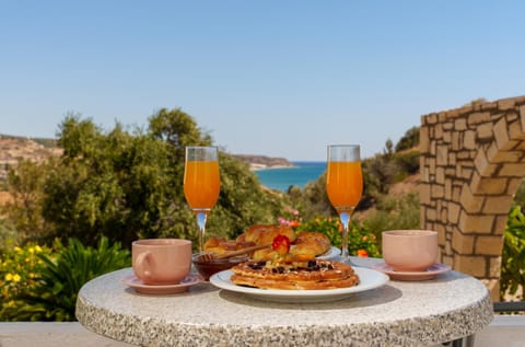 Natural landscape, Balcony/Terrace, Sea view
