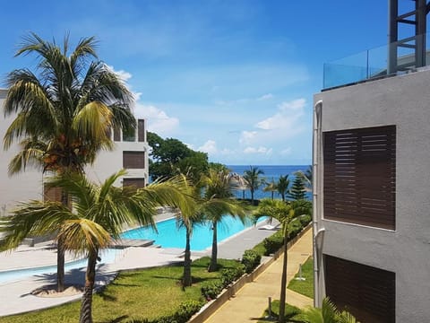 Pool view, Sea view, Swimming pool
