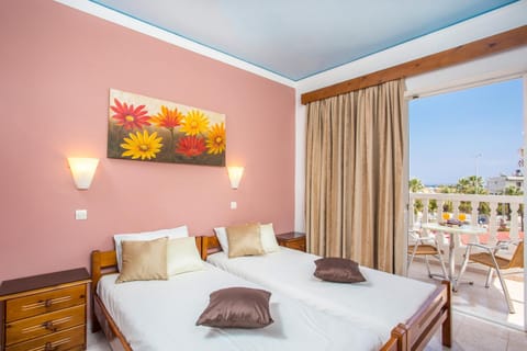 Balcony/Terrace, Decorative detail, Bedroom