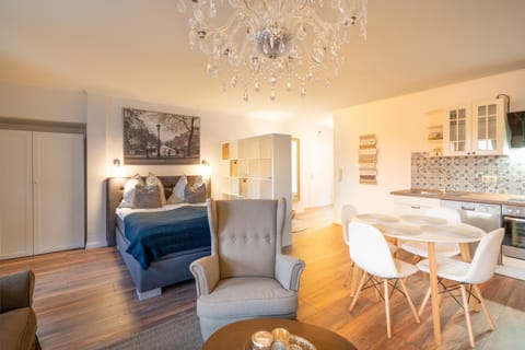 Living room, Photo of the whole room, Dining area, Bedroom, Family
