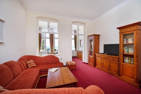 View (from property/room), Living room, Seating area