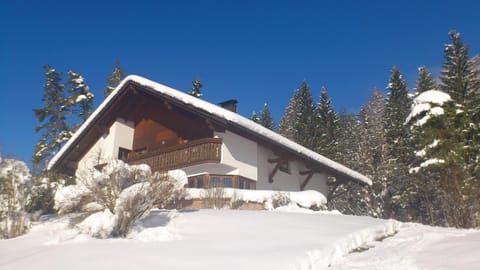Property building, Winter