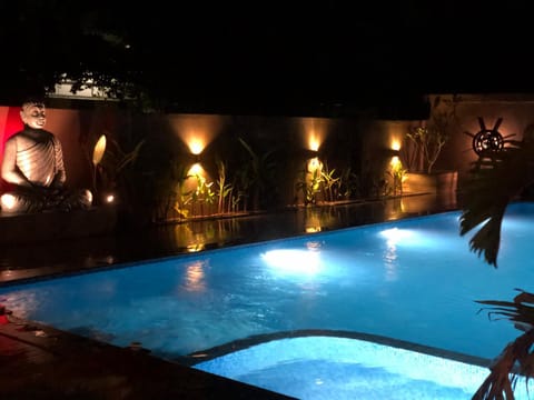 Pool view, Swimming pool